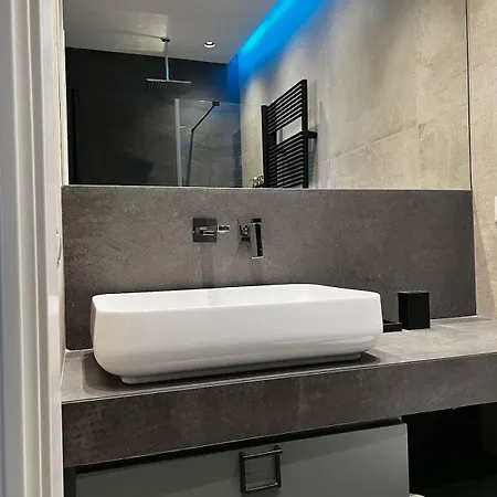Zaffiro Fiume Charming Casa vacanze *