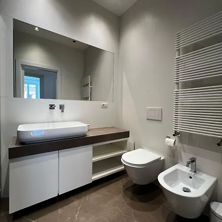 Zaffiro Fiume Charming * Roma
