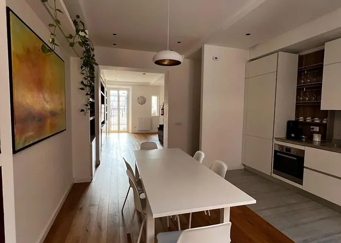 Zaffiro Fiume Charming